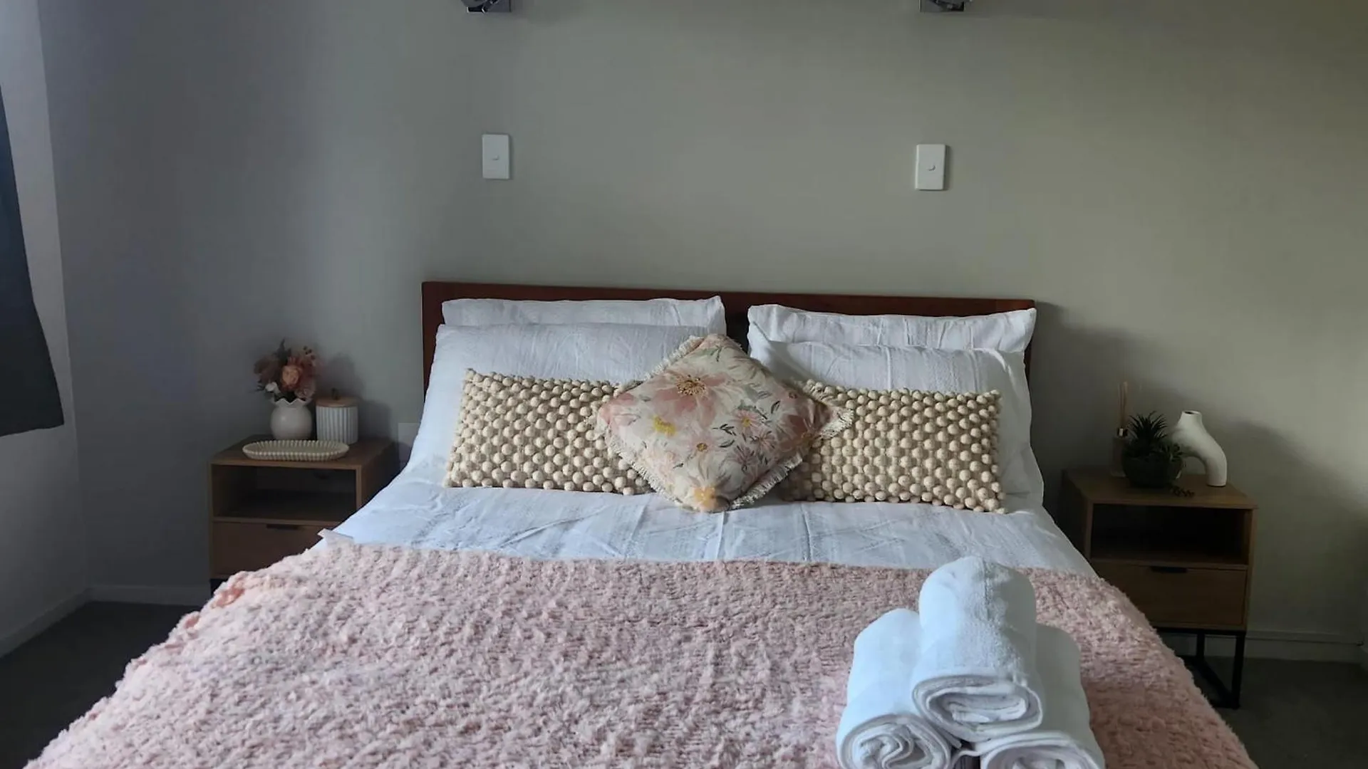 Home With Spa, Sauna, Garden In Prime Location Rotorua New Zealand